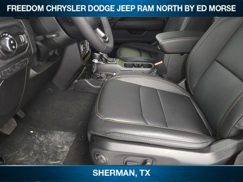 New 2026 Jeep Gladiator Sport image 8