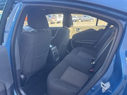 Used 2023 Dodge Charger SXT image 4