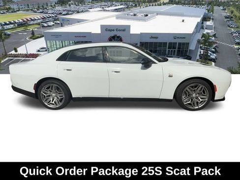 New 2026 Dodge Charger Daytona Scat Pack AWD/4WD image 3