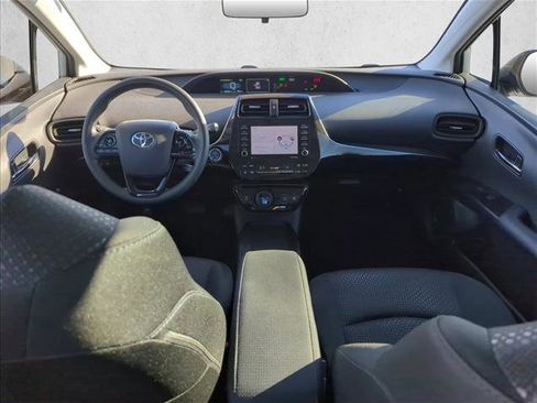 Certified 2021 Toyota Prius LE w/ Carpet Mat Package (TMS) image 23
