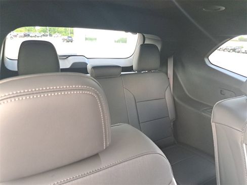 New 2026 Buick Enclave Preferred image 12