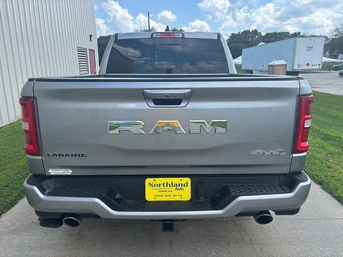 Used 2025 RAM 1500 Laramie w/ Sport Appearance Package AWD/4WD image 4