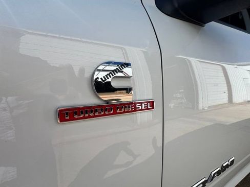 Used 2024 RAM 2500 Laramie AWD/4WD image 15