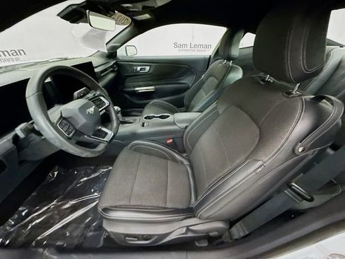 Used 2024 Ford Mustang Coupe image 20