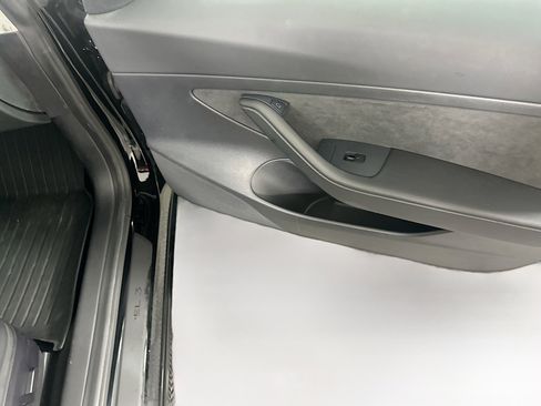 Used 2021 Tesla Model 3 Standard Range Plus RWD image 30
