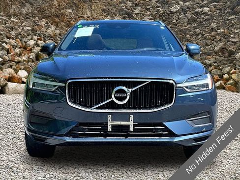 Used 2018 Volvo XC60 T5 Momentum w/ Convenience Package AWD/4WD image 3