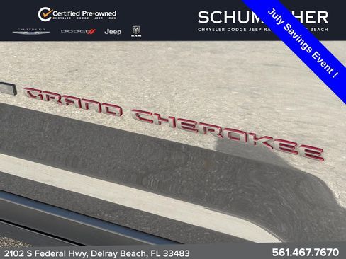 Used 2022 Jeep Grand Cherokee Trailhawk AWD/4WD image 11
