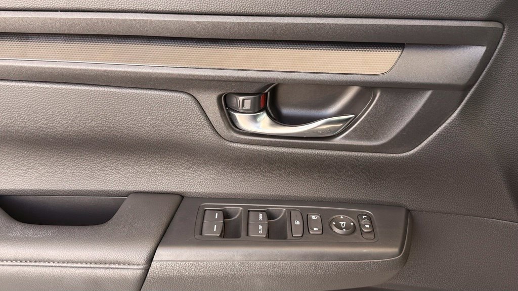 Certified 2025 Honda CR-V EX image 32