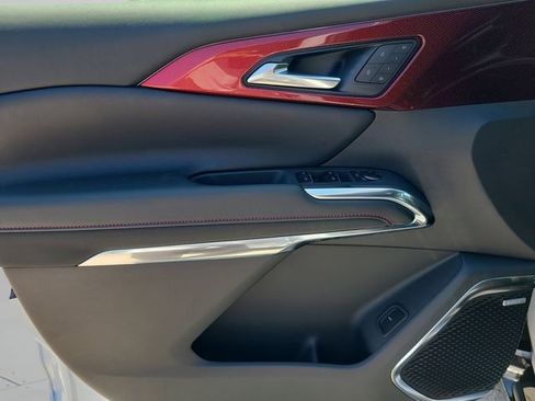 New 2026 Chevrolet Traverse RS image 19