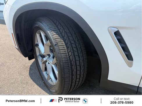 Used 2024 BMW X4 xDrive30i w/ Parking Assistance Package AWD/4WD image 35