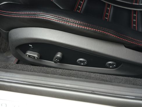 Used 2019 Ferrari 812 Superfast RWD image 24