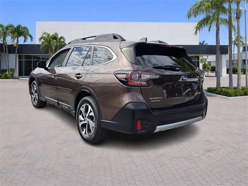 Used 2020 Subaru Outback Limited image 5