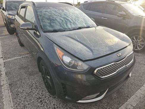 Used 2018 Kia Niro EX w/ EX Touring Graphite Edition FWD image 3