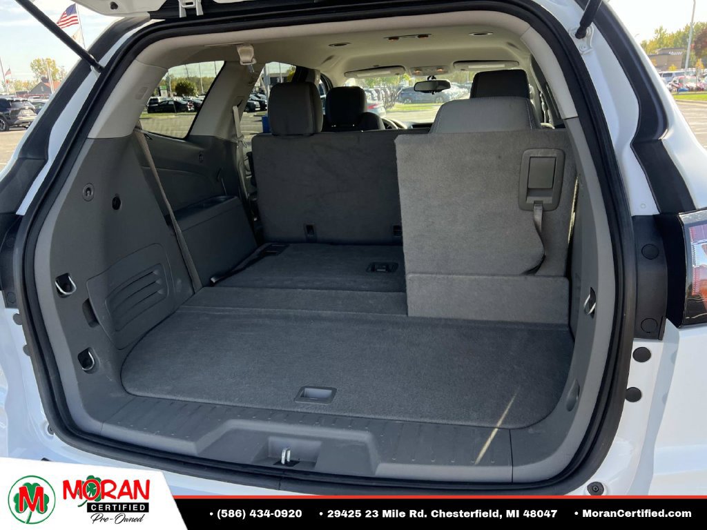 Used 2017 Chevrolet Traverse LS FWD image 11