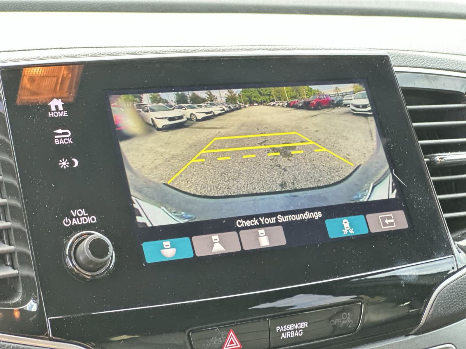 Used 2025 Honda Passport EX-L image 19