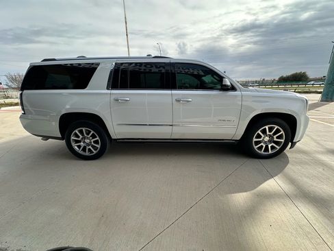Used 2016 GMC Yukon XL Denali w/ Open Road Package image 6