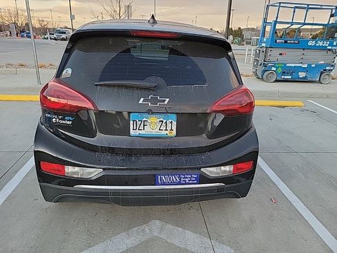 Used 2020 Chevrolet Bolt LT image 7
