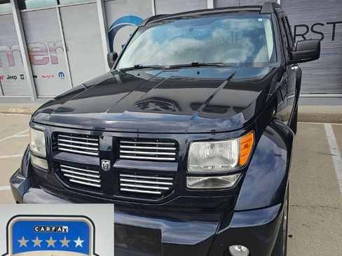 Used 2011 Dodge Nitro Heat AWD/4WD image 1