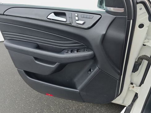 Used 2019 Mercedes-Benz GLE 43 AMG 4MATIC Coupe image 26
