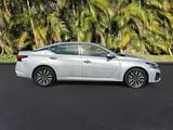 Used 2023 Nissan Altima 2.5 SV image 4