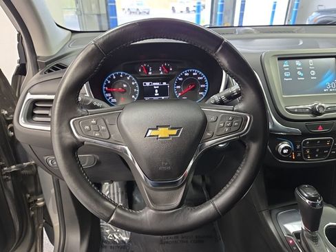 Used 2018 Chevrolet Equinox LT image 11