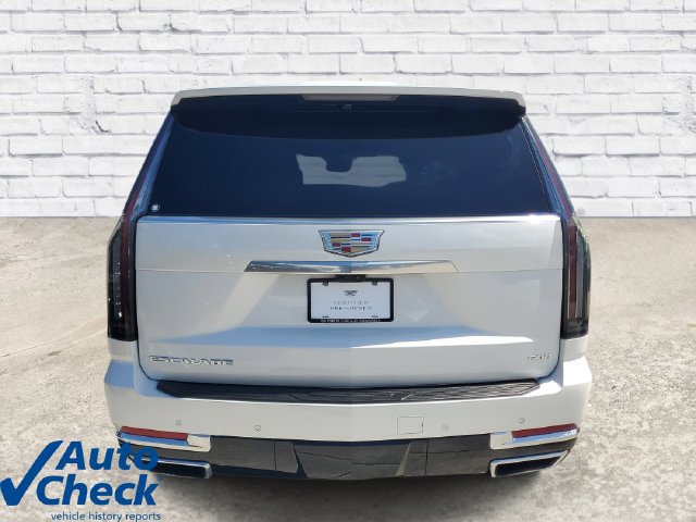 Used 2025 Cadillac Escalade ESV Premium Luxury RWD image 3