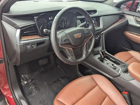 Used 2024 Cadillac XT5 Premium Luxury image 10
