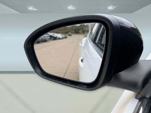 New 2025 Nissan Sentra SR image 29