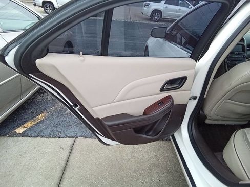 Used 2013 Chevrolet Malibu LTZ FWD image 12