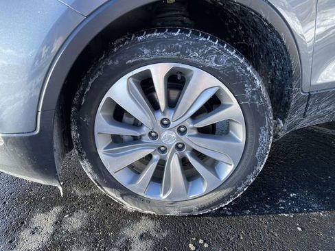 Used 2020 Buick Encore Preferred w/ Safety Package image 31