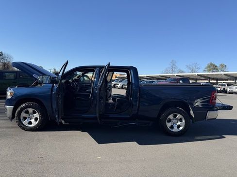 Used 2019 RAM 1500 Big Horn image 25