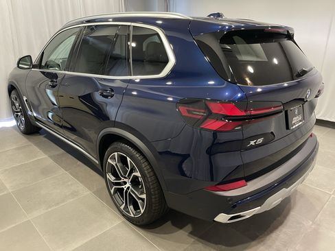 New 2026 BMW X5 xDrive40i w/ Climate Comfort Package image 4