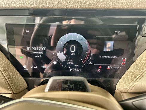 Certified 2025 GMC Yukon XL Denali w/ Denali Reserve Package AWD/4WD image 13