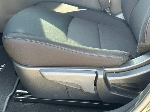 Used 2024 Nissan Sentra SV image 19