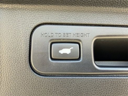 Used 2024 Honda Pilot TrailSport image 33