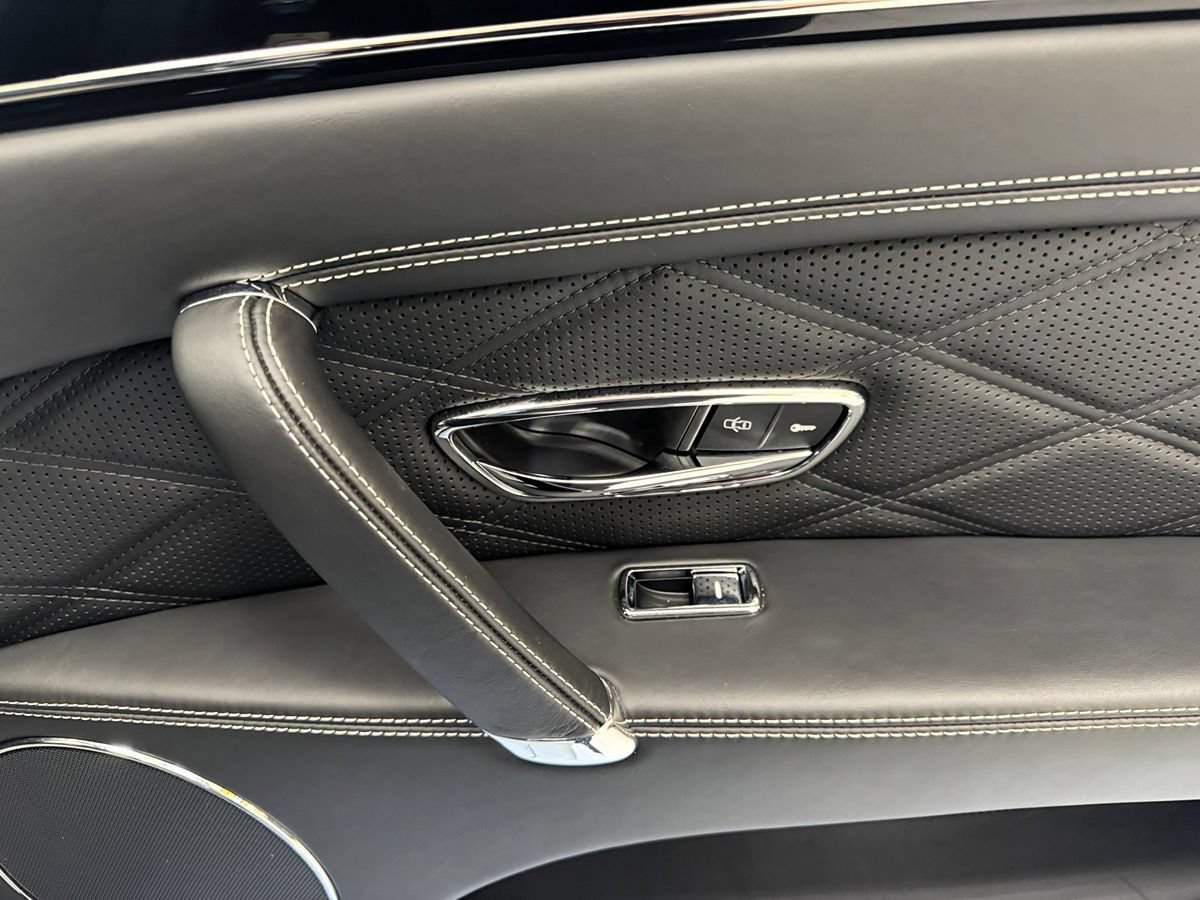 Used 2014 Bentley Flying Spur W12 AWD/4WD image 19