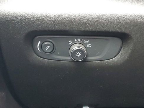 Certified 2022 Chevrolet Traverse LT w/ LPO, Floor Liner Package image 21