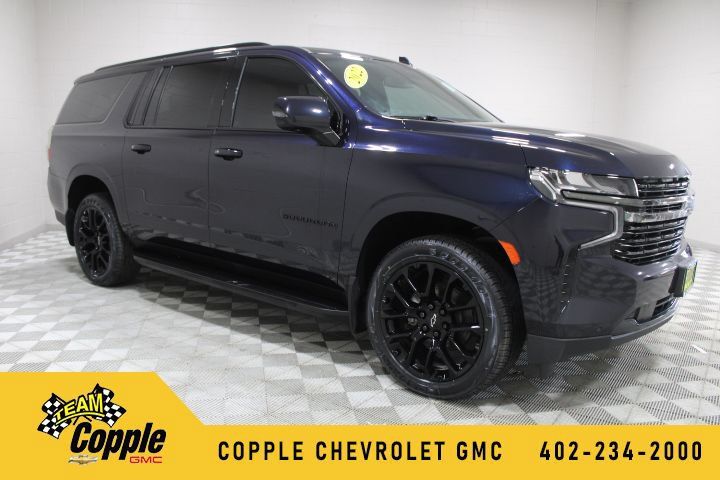 Used 2022 Chevrolet Suburban RST w/ Luxury Package AWD/4WD 360° Tour