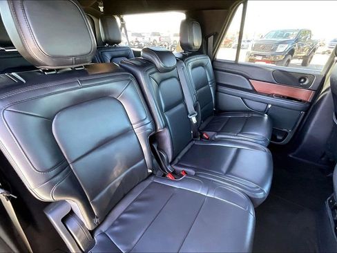 Used 2024 Lincoln Navigator L 4WD image 22