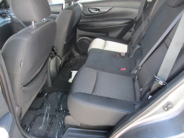 Used 2020 Nissan Rogue SV AWD/4WD image 11