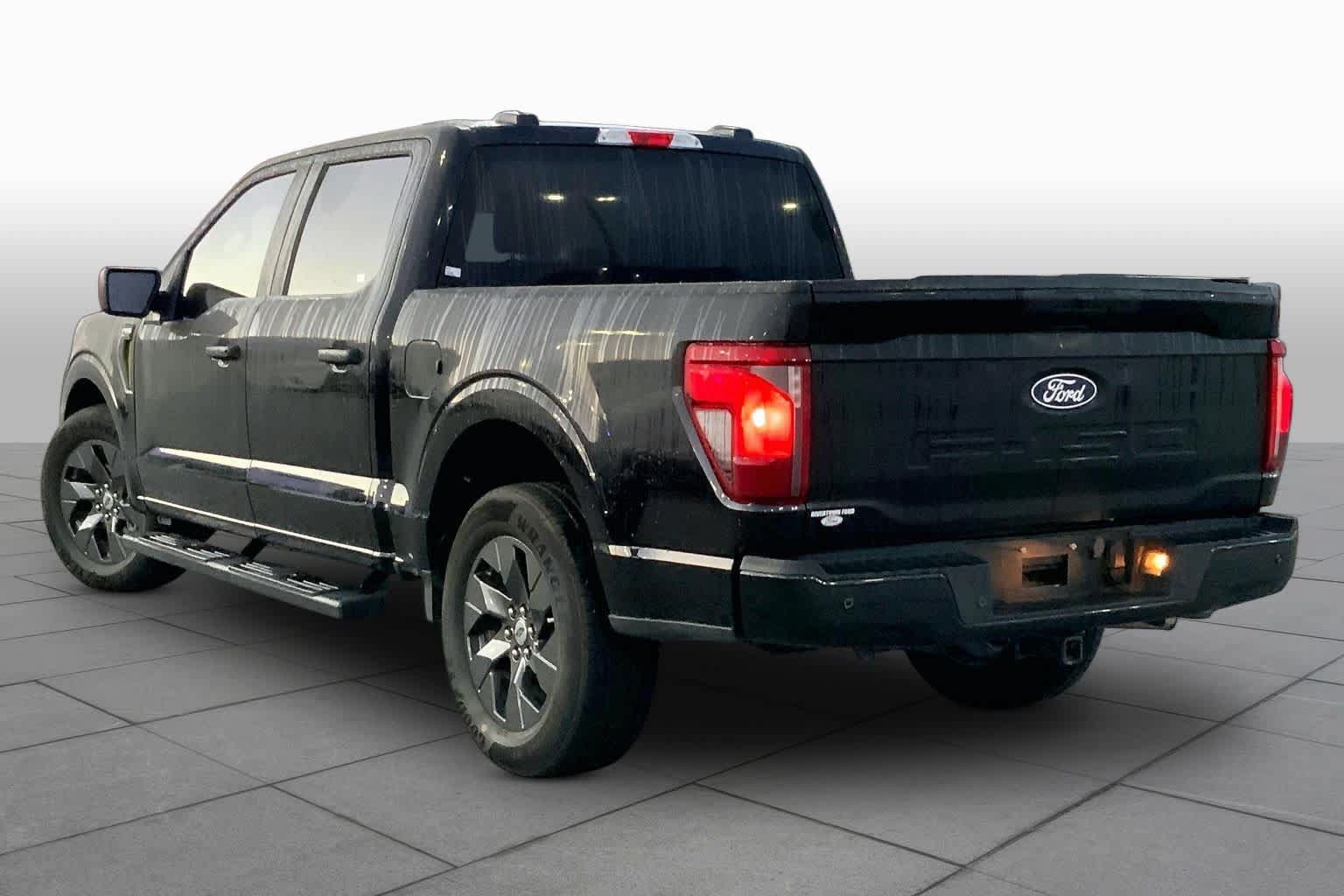 Used 2025 Ford F150 STX w/ Equipment Group 200A RWD image 11