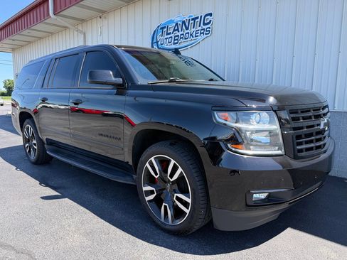 Used 2019 Chevrolet Suburban Premier AWD/4WD image 4