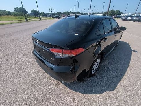 Certified 2026 Toyota Corolla LE FWD image 5