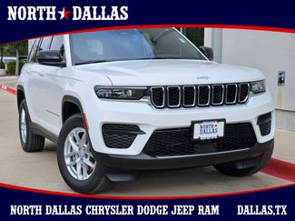 New 2026 Jeep Grand Cherokee Laredo video 1