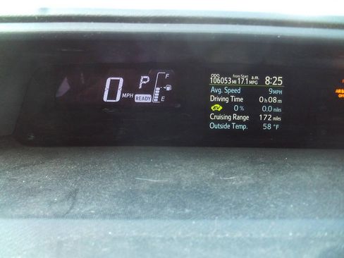 Used 2015 Toyota Prius C One FWD image 17