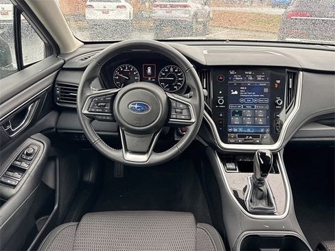 Used 2025 Subaru Outback Premium image 11
