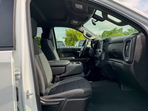 Used 2022 Chevrolet Silverado 1500 RST w/ Z71 Off-Road Package image 9