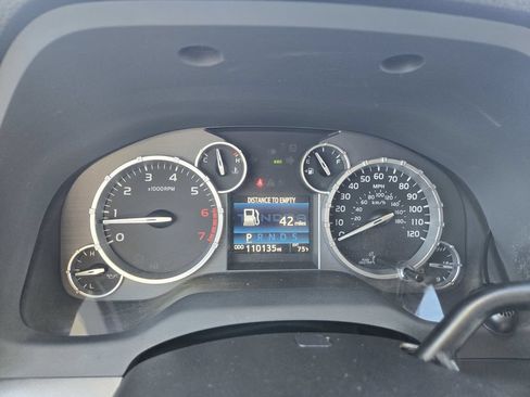 Used 2017 Toyota Tundra SR5 w/ TRD Off Road Package AWD/4WD image 19