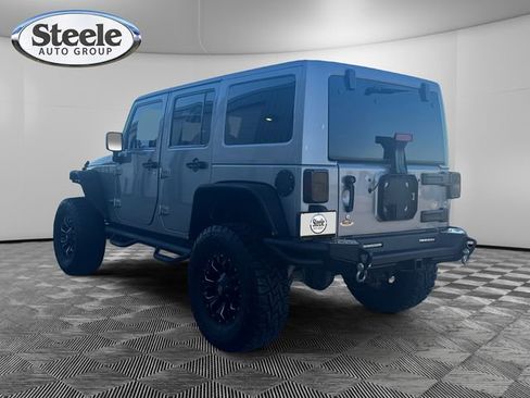 Used 2014 Jeep Wrangler Unlimited Sahara image 3