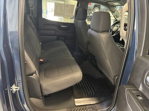 Used 2021 Chevrolet Silverado 1500 Custom AWD/4WD image 18